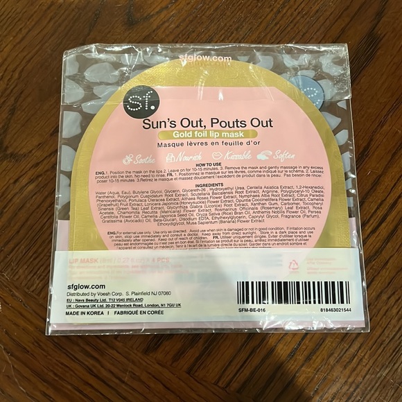 ⭐️NWOT⭐️ SF. Sun's Out, Pouts Out Gold Foil Lip Masks - Picture 2 of 2